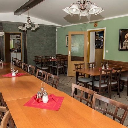 Hotel U Lip Trojanovice Frenštát pod Radhoštěm Eksteriør bilde