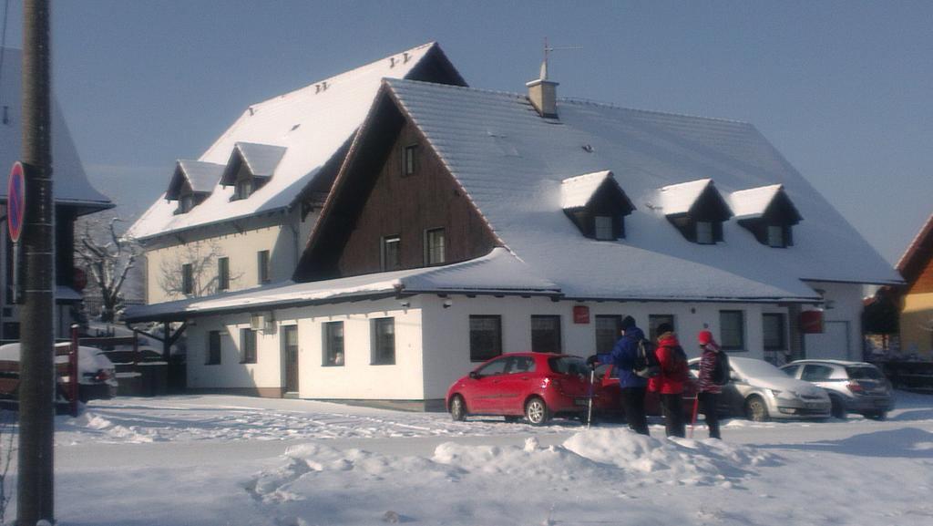 Hotel U Lip Trojanovice Frenštát pod Radhoštěm Eksteriør bilde